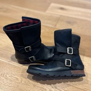 Sorel flannel lined boots